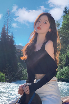 XXX摘花处破女另类HD